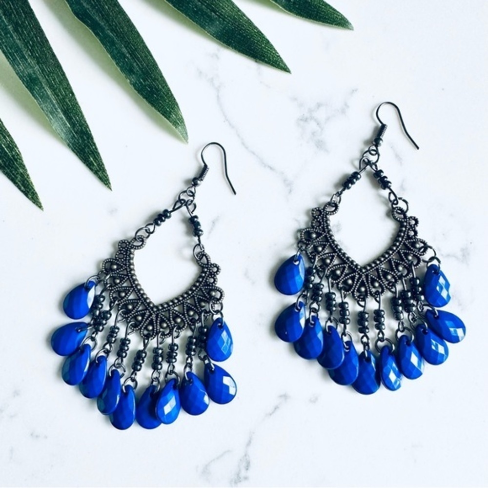 Bohemian Blue Bead Chandelier Earrings Dangle Antiqued Silver Boho Gift NEW - Picture 8 of 11